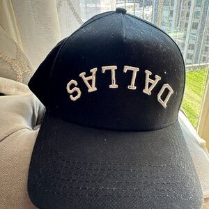 True Brvnd Black 'DALLAS' Embroidered Curved Brim Baseball Cap